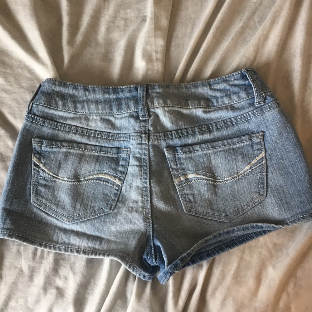Shorts - Picture 2 of 2